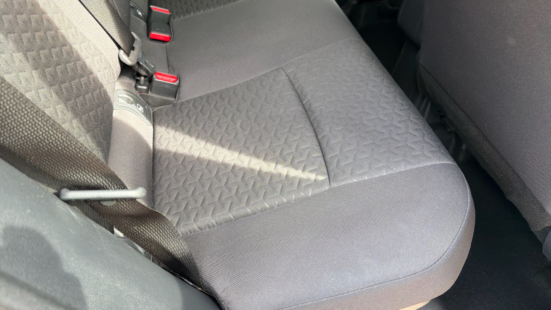 Toyota Yaris Cross 1.5 Hybrid Design 5dr CVT Hybrid Estate